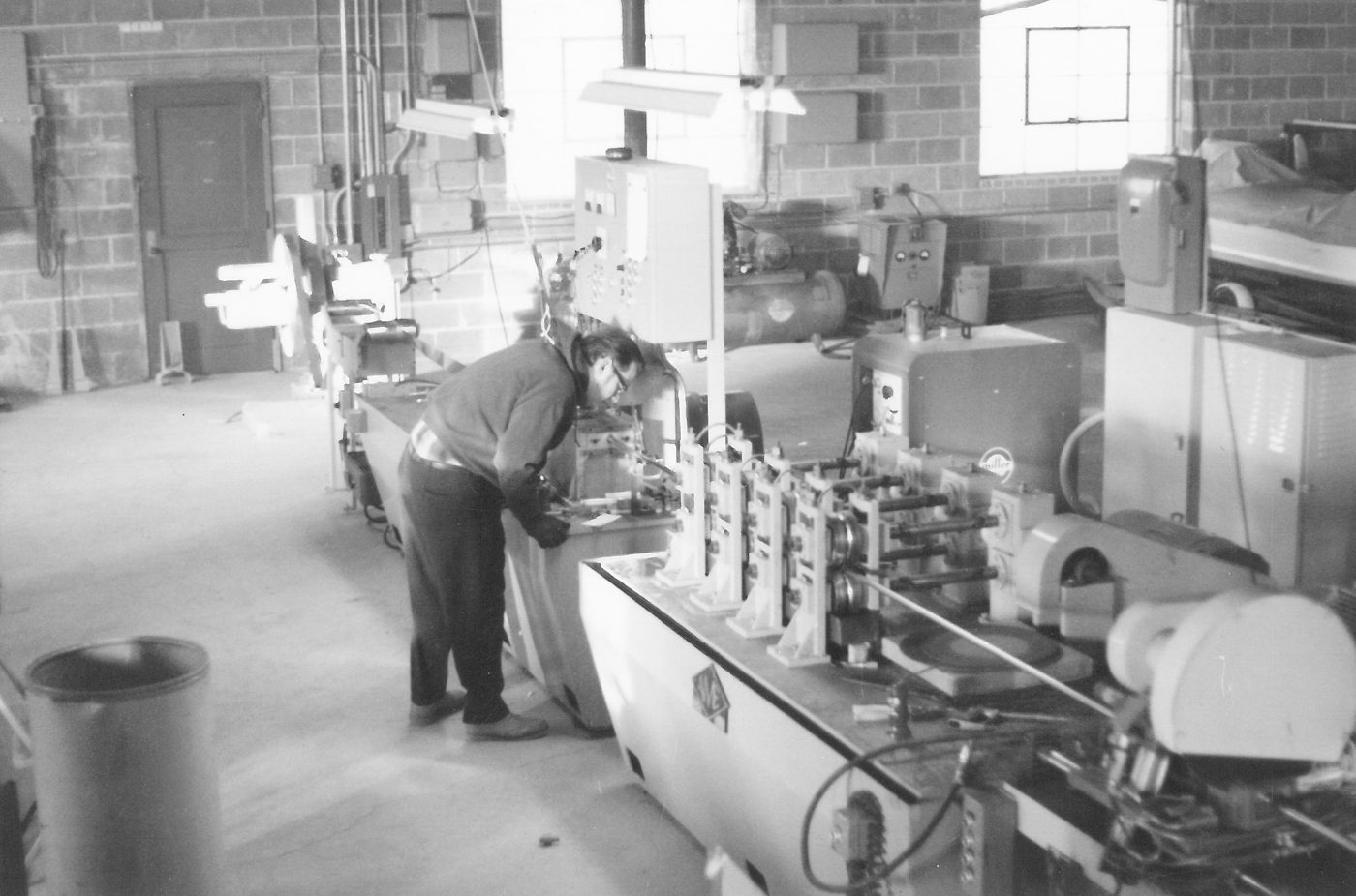 An early Addison tube mill
